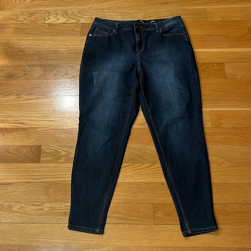 1822 denim women’s adrianna jeans size 14W .